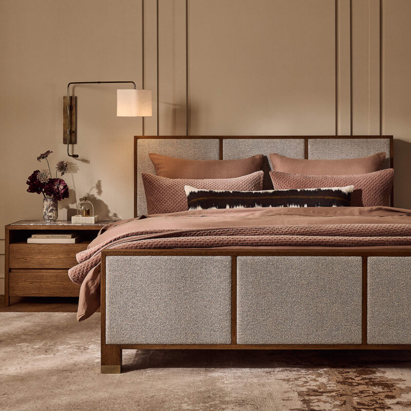 Tempat Tidur Kombinasi Kain Bludru Minimalis Terbaru