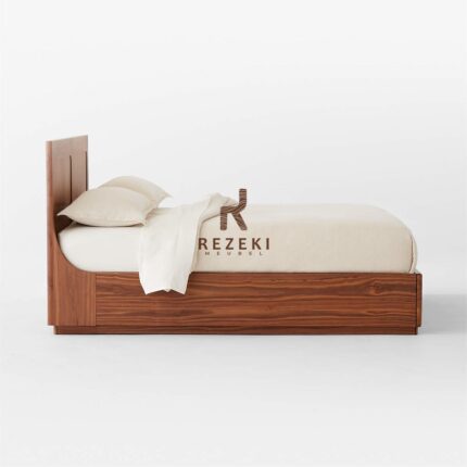 Ranjang Kayu Premium Bergaya Contemporary